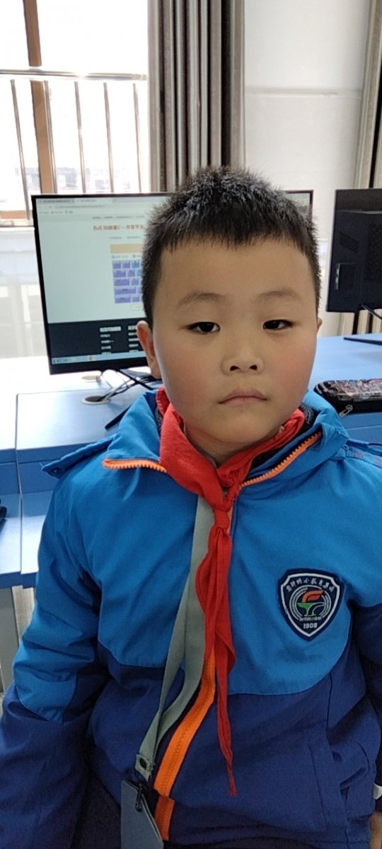 黄熙涵