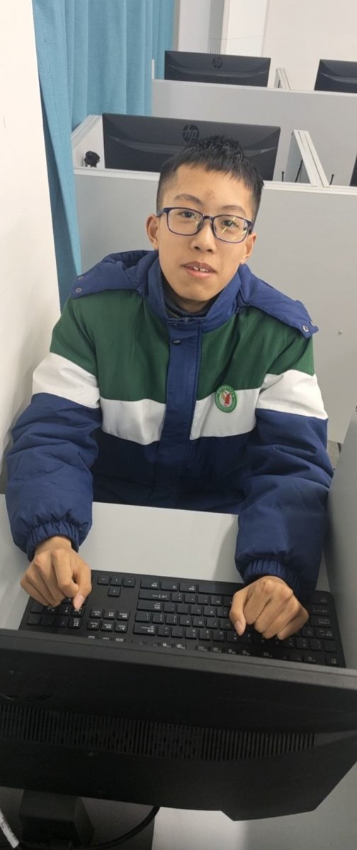 李宇轩