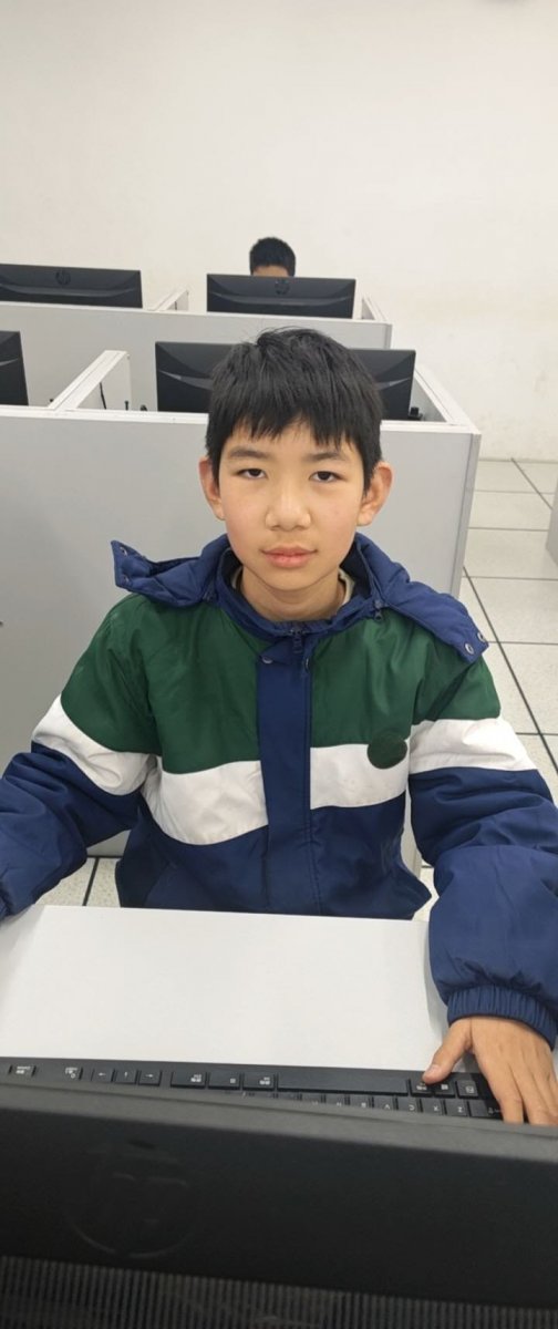 李睿涵