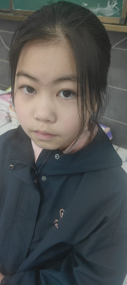 周靖雯
