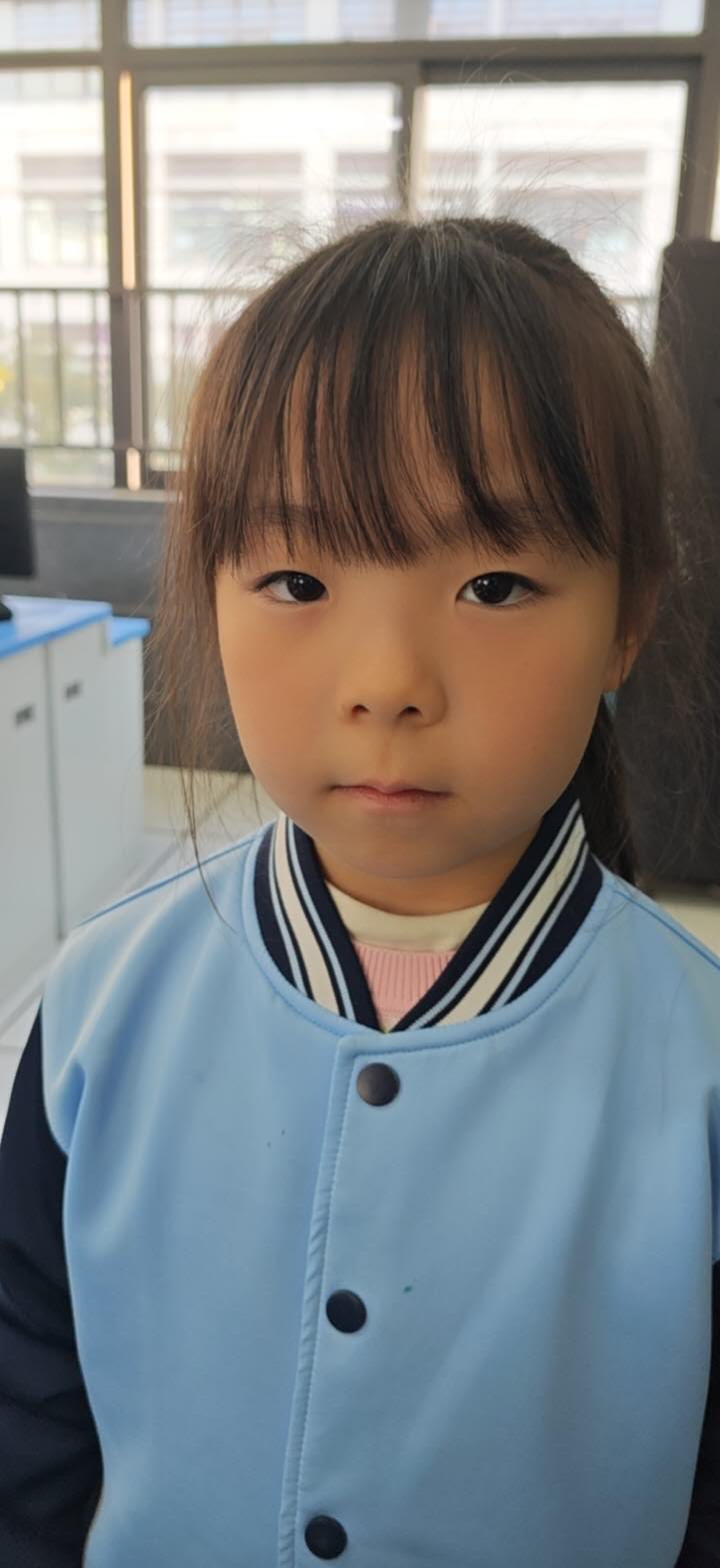 夏一昕