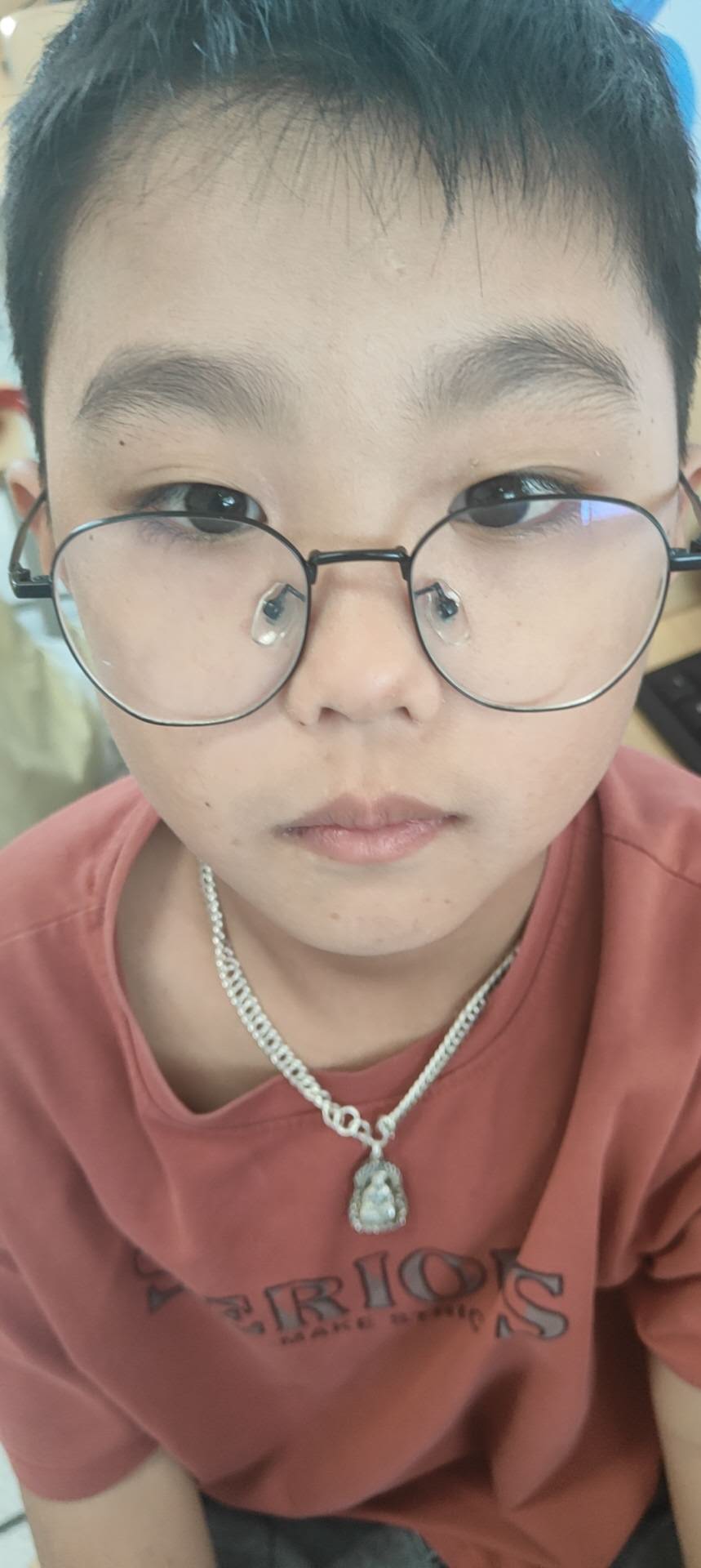 李巍骞